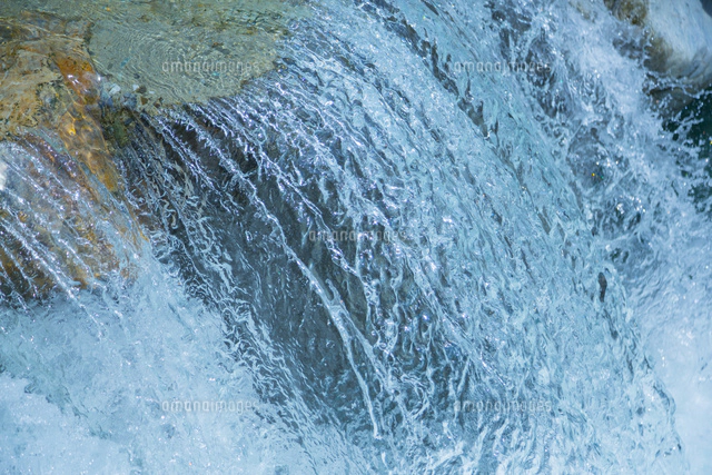 清流 渓流 夏 日本 10年代の写真素材 ストックフォト アマナイメージズ