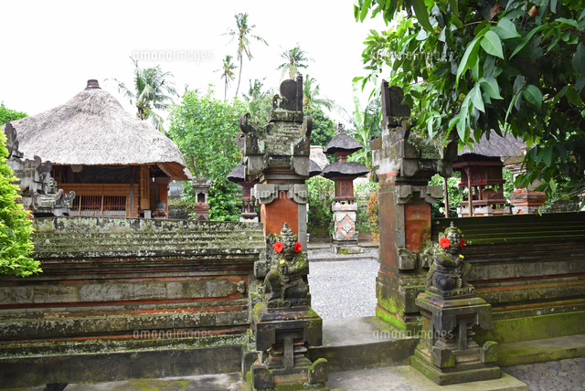 ◯個性的な、バリ島の原住民像 【公式通販】