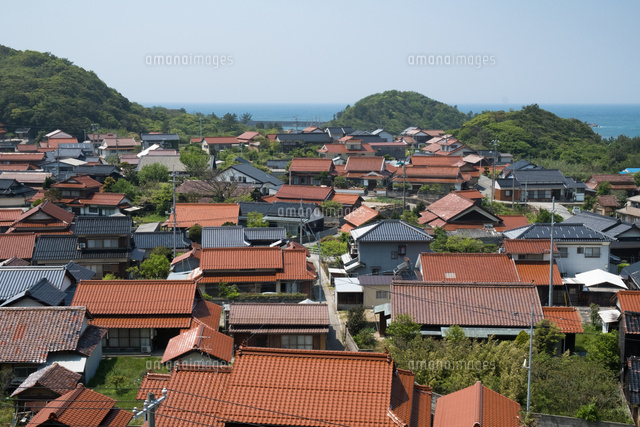 島根県江津市の家並み[10723003050]の写真・イラスト素材｜アマナ