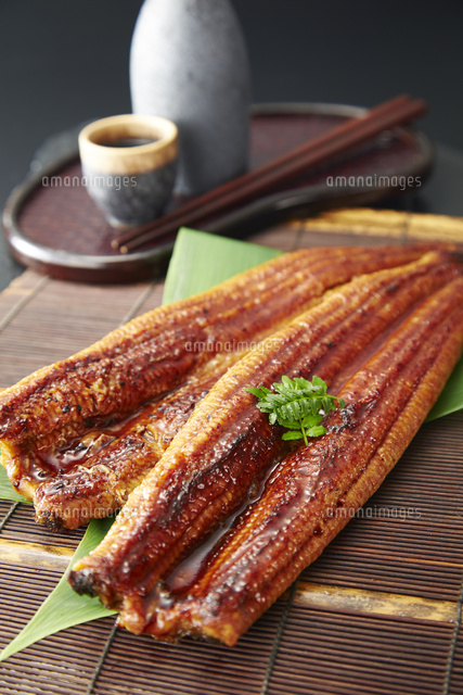 うなぎ蒲焼 の写真素材 イラスト素材 アマナイメージズ