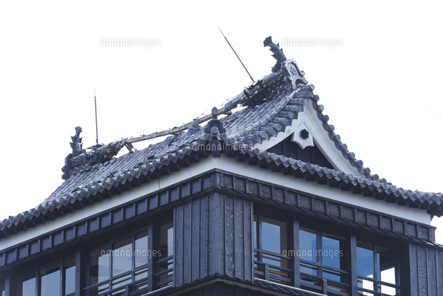 熊本地震後の熊本城 の写真素材 イラスト素材 アマナイメージズ