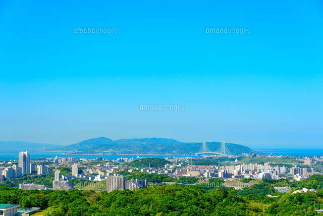 神戸市の海が見える街並み[10750000570]の写真・イラスト素材｜アマナ
