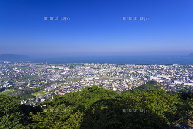 愛宕山展望台からの延岡市街地 の写真素材 イラスト素材 アマナイメージズ 愛宕山展望台からの延岡市街地 の写真素材 イラスト素材 アマナイメージズ