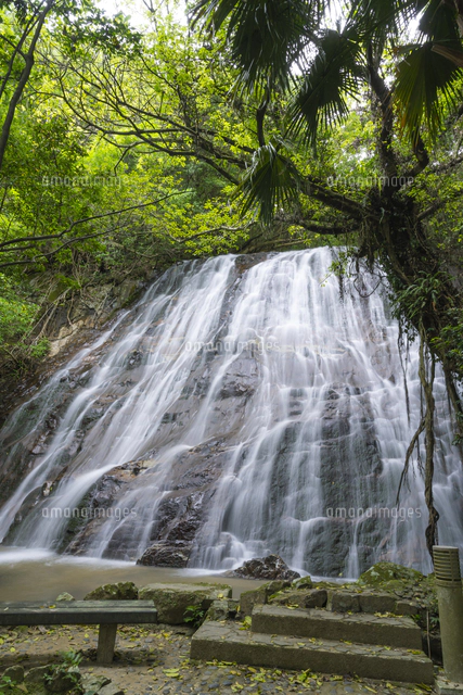 甑島 瀬尾の観音三滝[10751002068]の写真・イラスト素材｜アマナイメージズ