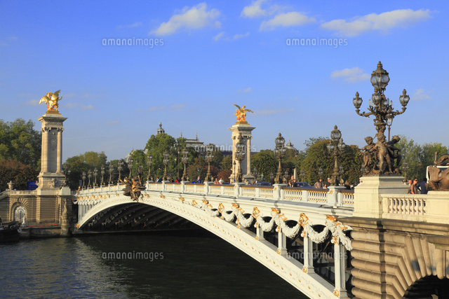 アレクサンドル3世橋[10769001801]の写真・イラスト素材｜アマナイメージズ