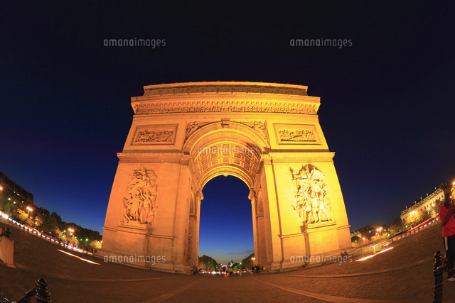 エトワール凱旋門の夜景[10769001983]の写真・イラスト素材｜アマナ