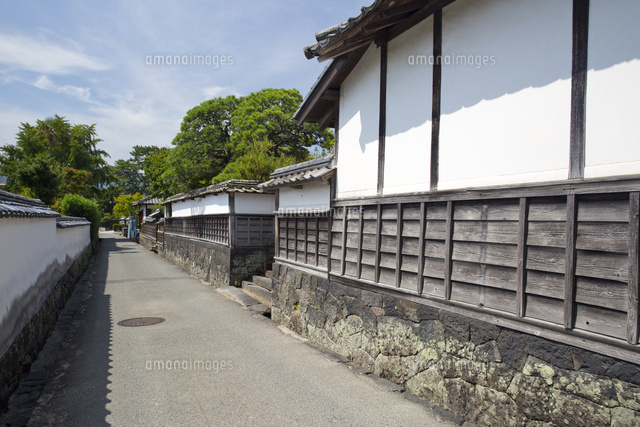 世界遺産 萩城下町の町並み 江戸屋横町 の写真素材 イラスト素材 アマナイメージズ