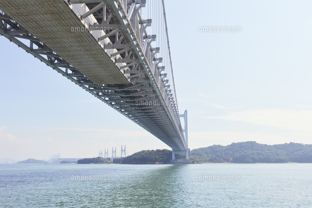 瀬戸大橋の高架下 の写真素材 イラスト素材 アマナイメージズ