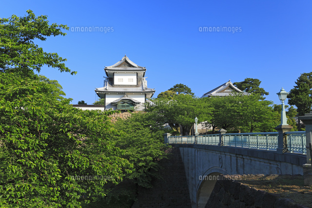 北陸金沢城 石川橋と石川門 の写真素材 イラスト素材 アマナイメージズ