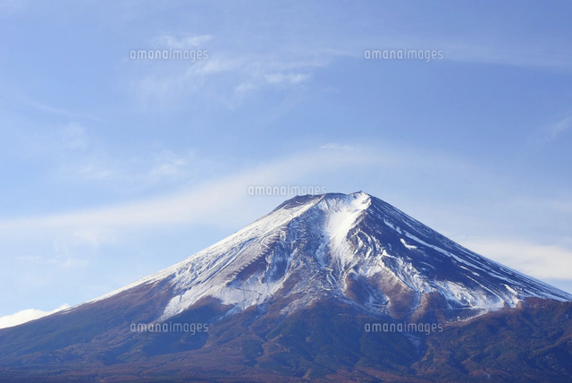 富士吉田市農村公園より望む富士山と秋景[10828000445]の写真
