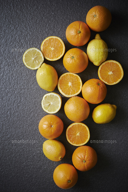 オレンジとレモン[10853003017]の写真・イラスト素材｜アマナイメージズ