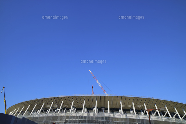 建設中の新国立競技場 の写真素材 イラスト素材 アマナイメージズ