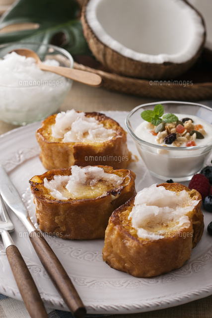 ココナッツオイル フレンチトースト の写真素材 イラスト素材 アマナイメージズ