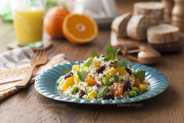 クスクスサラダ の写真素材 イラスト素材 アマナイメージズ