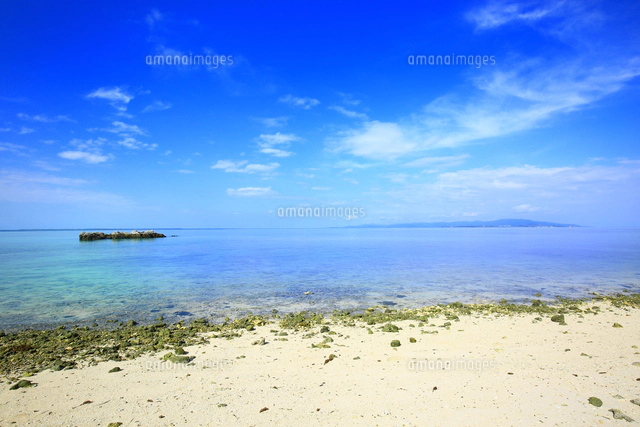 竹富島の青い海と夏空[10922002864]の写真・イラスト素材｜アマナ