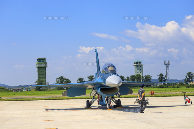 19年 松島基地 航空祭 F 2戦闘機 の写真素材 イラスト素材 アマナイメージズ 19年 松島基地 航空祭 F 2戦闘機 の写真素材 イラスト素材 アマナイメージズ