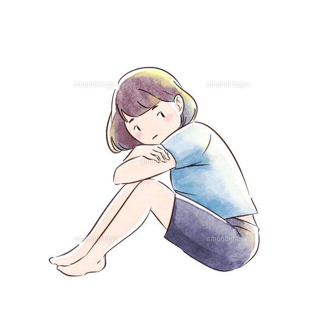 ギターケースを背負ったメガネの女子高生 の写真素材 イラスト素材 アマナイメージズ