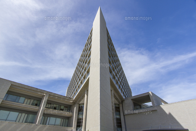 時間を忘れ直線美と曲線美とを楽しむ淡路夢舞台 の写真素材 イラスト素材 アマナイメージズ