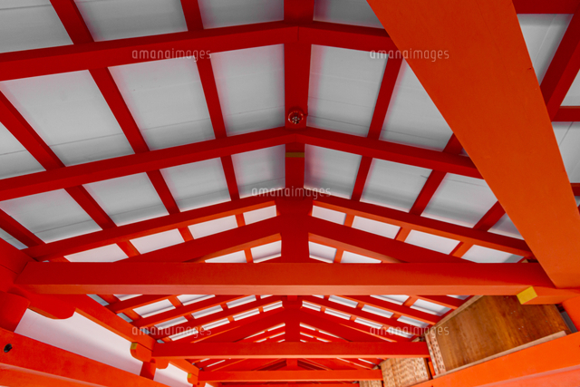 厳島神社 東廻廊の化粧屋根裏天井 の写真素材 イラスト素材 アマナイメージズ