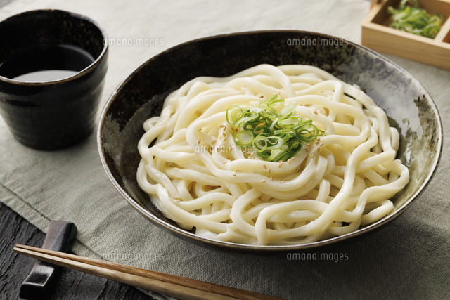 冷やしうどん[10998000869]の写真・イラスト素材｜アマナイメージズ