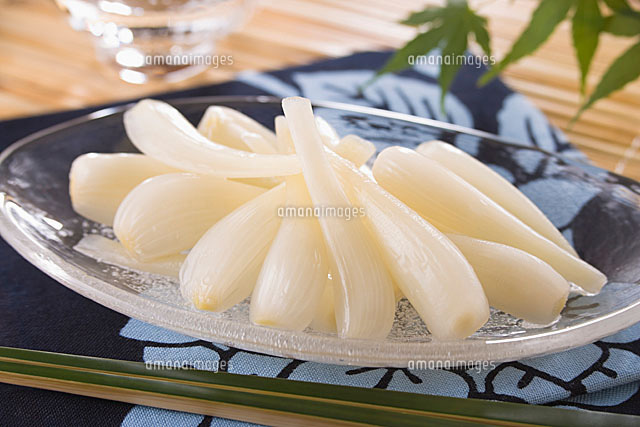 ラッキョウ漬け の写真素材 イラスト素材 アマナイメージズ