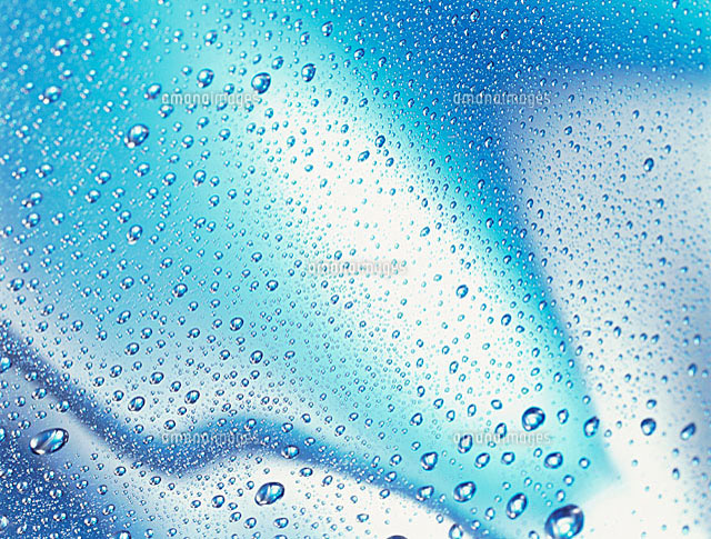 水滴[11002029154]の写真・イラスト素材｜アマナイメージズ