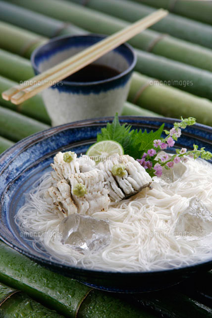 鱧素麺 の写真素材 イラスト素材 アマナイメージズ