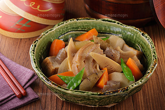 車麩の煮しめ の写真素材 イラスト素材 アマナイメージズ