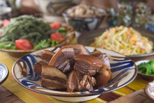 ラフテー 島らっきょうチャンプルー ジューシー の写真素材 イラスト素材 アマナイメージズ