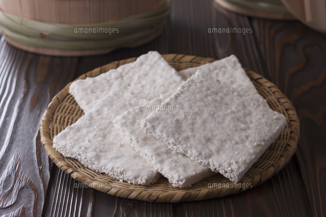 乾燥米麹 板麹 の写真素材 イラスト素材 アマナイメージズ