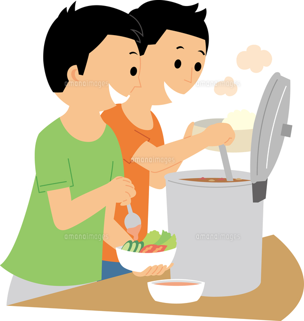 合宿で食事を楽しむ若い男性２人 の写真素材 イラスト素材 アマナイメージズ