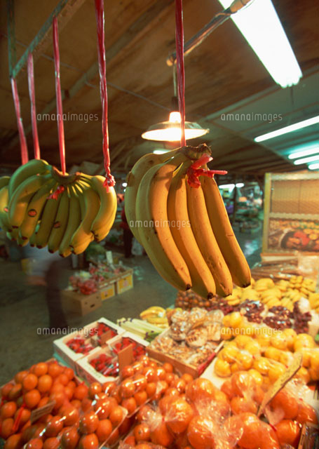 果物屋 の写真素材 イラスト素材 アマナイメージズ 果物屋 の写真素材 イラスト素材 アマナイメージズ