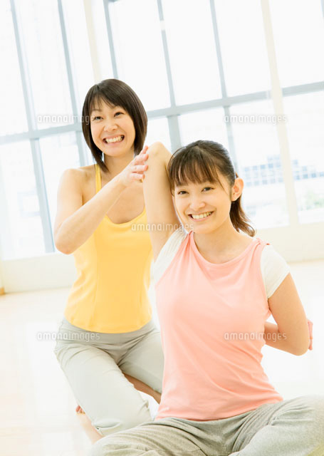 スポーツインストラクター の写真素材 イラスト素材 アマナイメージズ