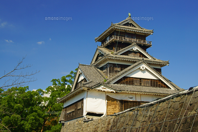 熊本地震で被災した熊本城宇土櫓 の写真素材 イラスト素材 アマナイメージズ