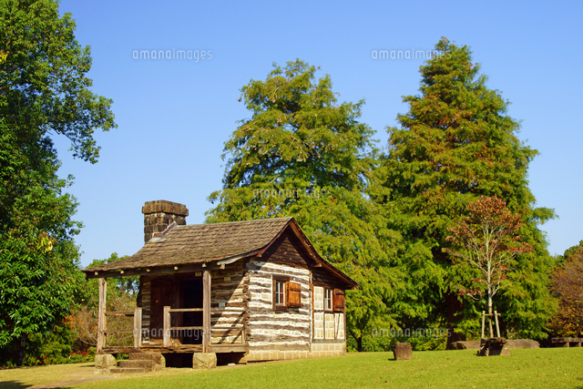山小屋 の写真素材 イラスト素材 アマナイメージズ