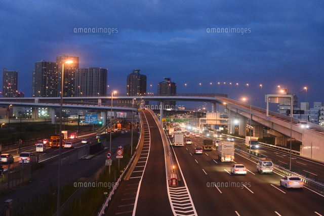 東雲ジャンクションの道路 の写真素材 イラスト素材 アマナイメージズ