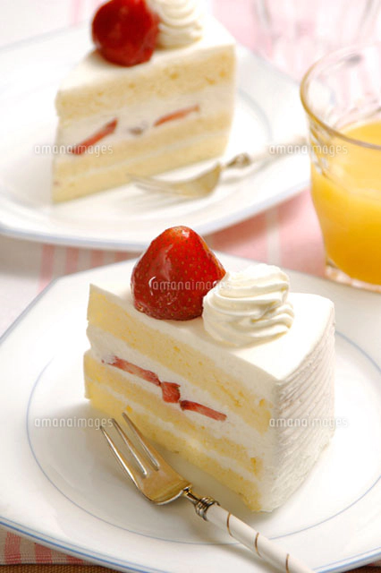 イチゴショートケーキ の写真素材 イラスト素材 アマナイメージズ