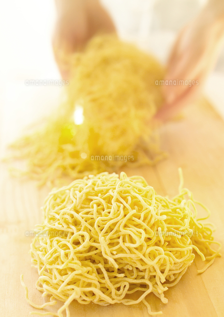 ラーメン職人 の写真素材 イラスト素材 アマナイメージズ