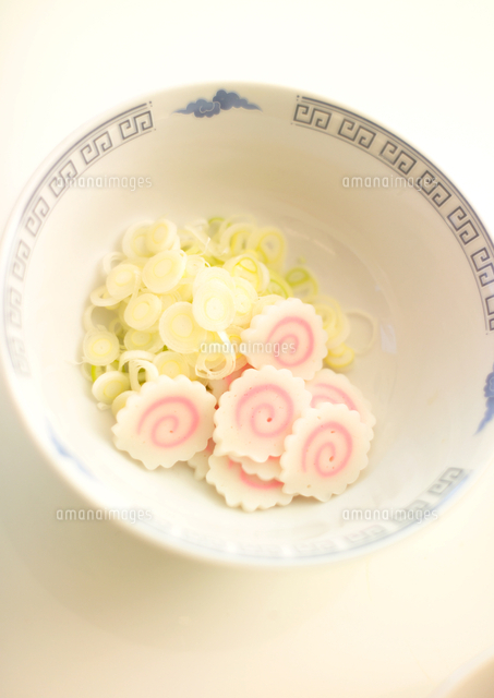 ラーメンの具 の写真素材 イラスト素材 アマナイメージズ