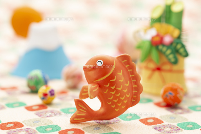 鯛のクラフトと縁起物 の写真素材 イラスト素材 アマナイメージズ