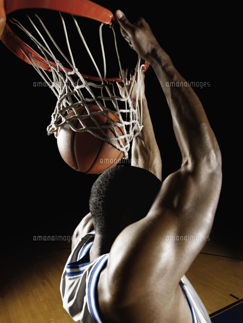 African Basketball Player Scoring の写真素材 イラスト素材 アマナイメージズ