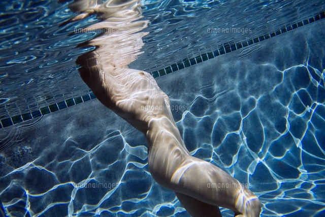 swiming naked 