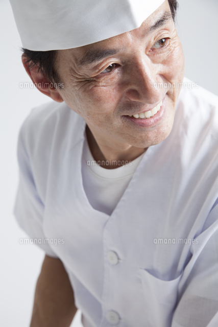 笑顔の板前 の写真素材 イラスト素材 アマナイメージズ