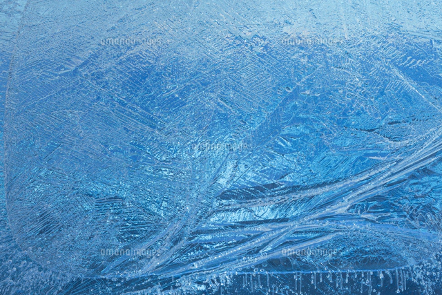 氷の結晶[11066003771]の写真・イラスト素材｜アマナイメージズ