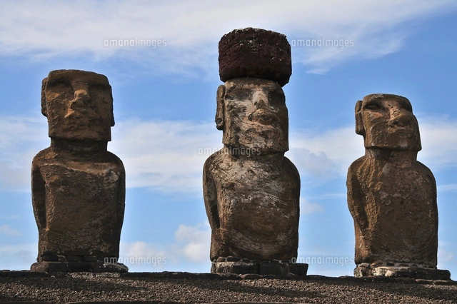イースター島のモアイ像[11069009249]の写真・イラスト素材｜アマナ