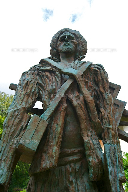 ヴァン ゴッホの銅像 の写真素材 イラスト素材 アマナイメージズ