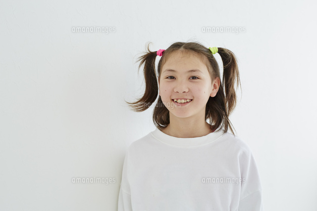 外国人の女の子 の写真素材 イラスト素材 アマナイメージズ