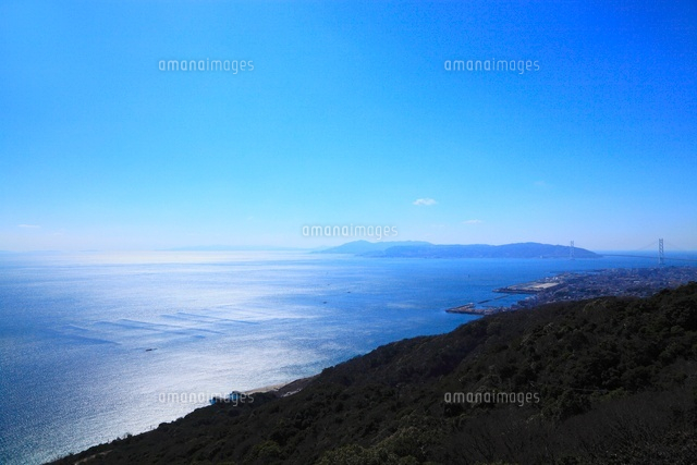 鉢伏山から淡路島を望む の写真素材 イラスト素材 アマナイメージズ