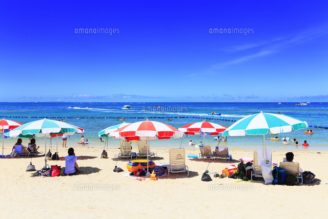 沖縄本島 残波ビーチと海 の写真素材 イラスト素材 アマナイメージズ