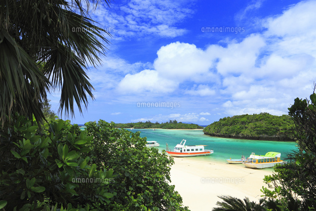 沖縄石垣島 川平湾と海 11076019494 の写真素材 イラスト素材 アマナイメージズ